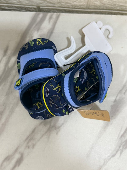 Toddlers Dinosaur Sandals NWT Size 5
